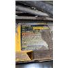 Image 8 : DEWALT DW734 12-1/2" THICKNESS PLANER