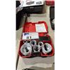 Image 1 : MILWAUKEE HOLE DOZER BI-METAL HOLE SAW SET WITH CASE