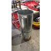 Image 1 : 2 LENGTHS OF TIN 3'W
