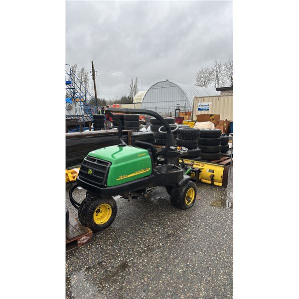 2006 JOHN DEERE 2500A, 3-WHEEL MOWER GREEN & YELLOW VIN TC250AG040210