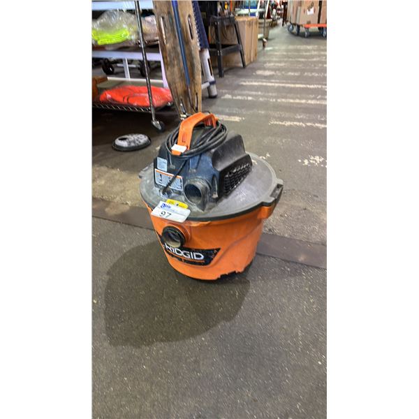 RIDGID WET/DRY VACUUM WITH HOSE