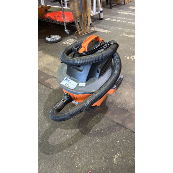 RIDGID WET/DRY VACUUM WITH HOSE