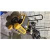 Image 2 : DEWALT EMGLO PORTABLE AIR COMPRESSOR