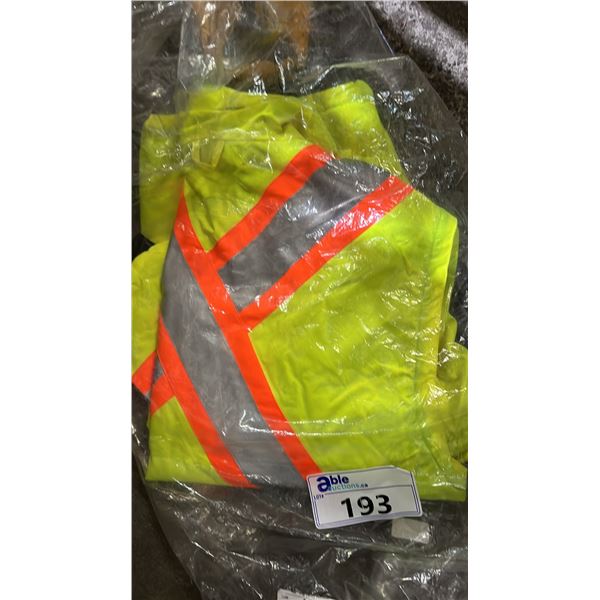 *NEW WITH TAGS* CONDOR SIZE L 2-IN-1 HIGH VISIBILITY JACKET