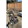 Image 3 : XSTREAM 6.5 HP GAS PRESSURE WASHER WITH WAND