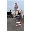 Image 2 : LOUISVILLE 12' ALUMINUM STEP LADDER (SOME DAMAGE ON STEPS & STABILITY RUNGS)