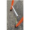Image 4 : STURDY EXTRA HEAVY DUTY 10' FIBERGLASS STEP LADDER (SOME DAMAGE ON STABILITY RUNGS)