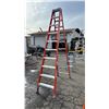 Image 1 : LOUISVILLE 10' ALUMINUM STEP LADDER (MINOR DAMAGE ON TOP STEP)