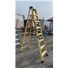 Image 2 : FEATHERLITE 8' FIBERGLASS STEP LADDER