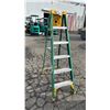 Image 2 : FEATHERLITE 6' FIBERGLASS STEP LADDER