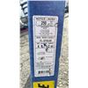 Image 3 : FEATHERLITE 4' FIBERGLASS STEP LADDER