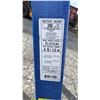 Image 3 : FEATHERLITE 4' FIBERGLASS STEP LADDER