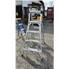 Image 2 : FEATHERLITE 13' - 22' ADJUSTABLE, EXTENDABLE, FOLDABLE ALUMINUM STEP LADDER