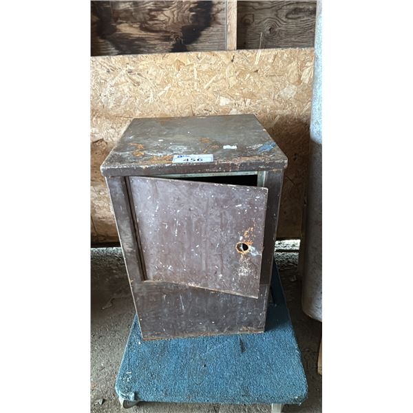 METAL STORAGE BOX 18" X 18" X 27"