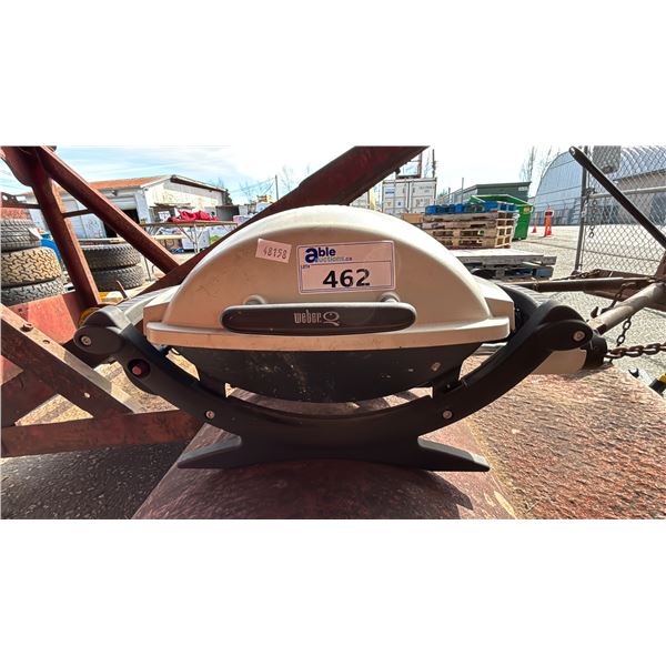 WEBER PORTABLE PROPANE BBQ