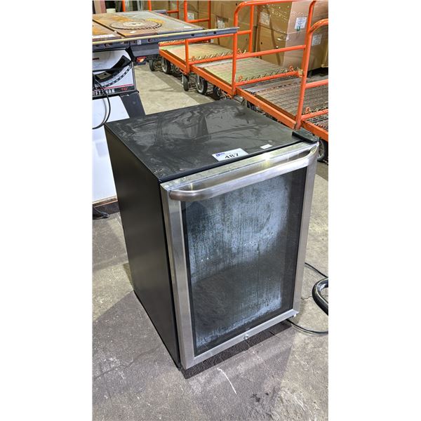 ELECTROLUX TWO-ZONE WINE COOLER (UNKNOWN WORKING CONDITION)