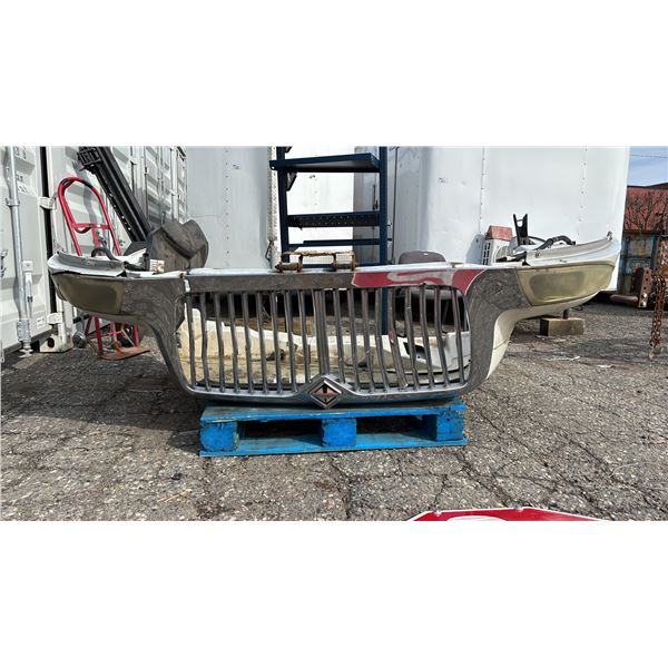 INTERNATIONAL 4300 SEMI TRUCK HOOD
