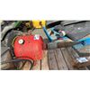 Image 2 : TIRE BEAD BLASTER