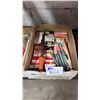 Image 3 : SHELF OF ASSORTED ITEMS INCLUDING; SIMPSON STRONG TIES, STAPLES, CHAIN & MORE