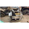 Image 1 : TWISTER T2 TRIMMING MACHINE