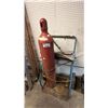 Image 1 : WELDING CART WITH OXYGEN TANK & CUTTING TORCHES