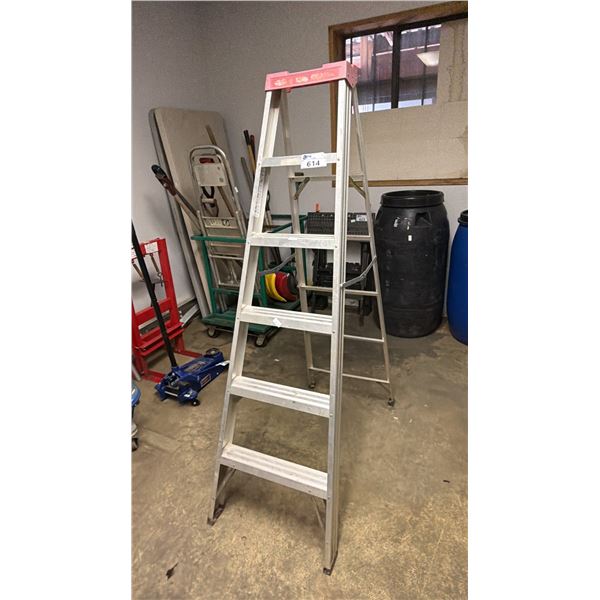 LITE 6' ALUMINUM STEP LADDER