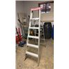 Image 1 : LITE 6' ALUMINUM STEP LADDER