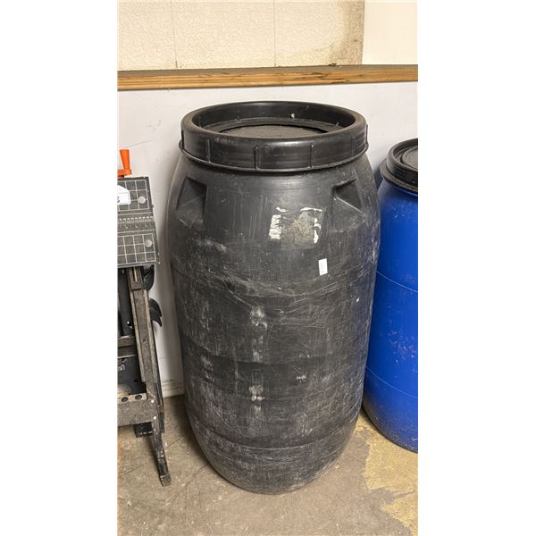 240L BLACK PLASTIC STORAGE DRUM