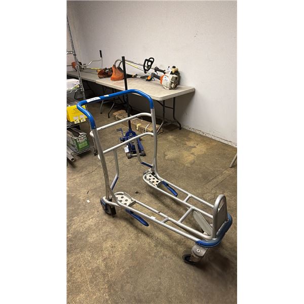 BAGGAGE CART