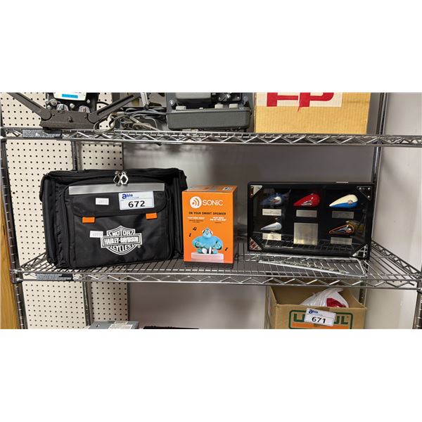 SHELF OF HARLEY DAVIDSON WALL ART, BAG, SMART SPEAKER & LICENSE PLATE COVER