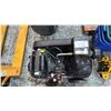 Image 2 : CAMPBELL HAUSFELD 20 GALLON AIR COMPRESSOR