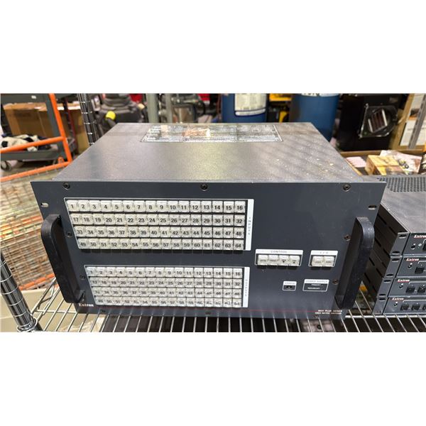 EXTRON MAV PLUS SERIES VIDEO MATRIX SWITCHER *NO CORDS OR CABLES*