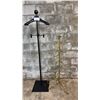 Image 1 : SUIT HANGER & CHRISTMAS TREE HANGER