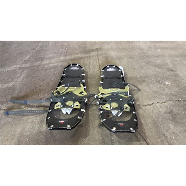 PAIR OF MSR LIGHTNING ASCENT SNOWSHOES