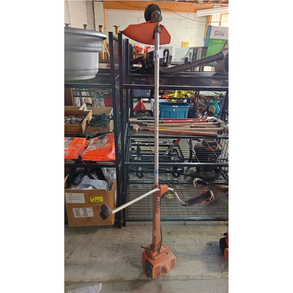 HUSQVARNA 235R GAS TRIMMER WITH ERGONOMIC HANDLE