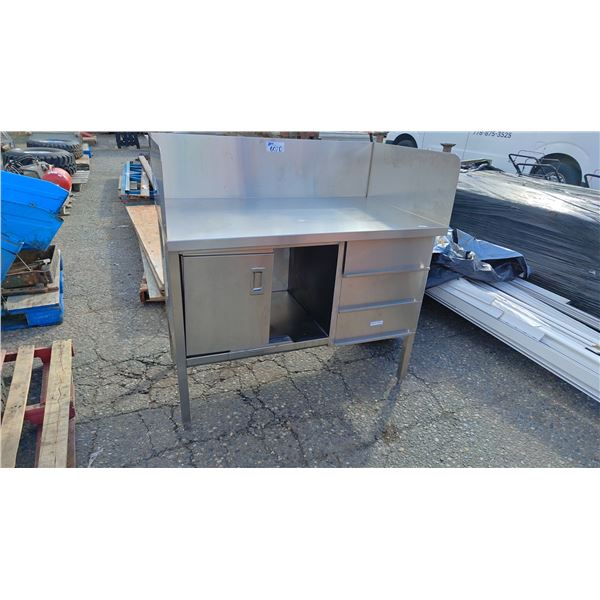 STAINLESS STEEL SERVERS STATION 48" X 28" X 36"