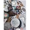 Image 3 : GBA Treasure Chest - Lot of Tokens, Medals, Trade Dollars, ect