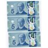 Image 3 : Bank of Canada $5, 2013 - 3 Consecutives with a Radar