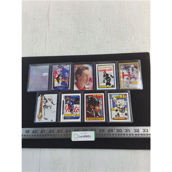 (9) Assorted Wayne Gretzky Collector Cards - Unauthenticated