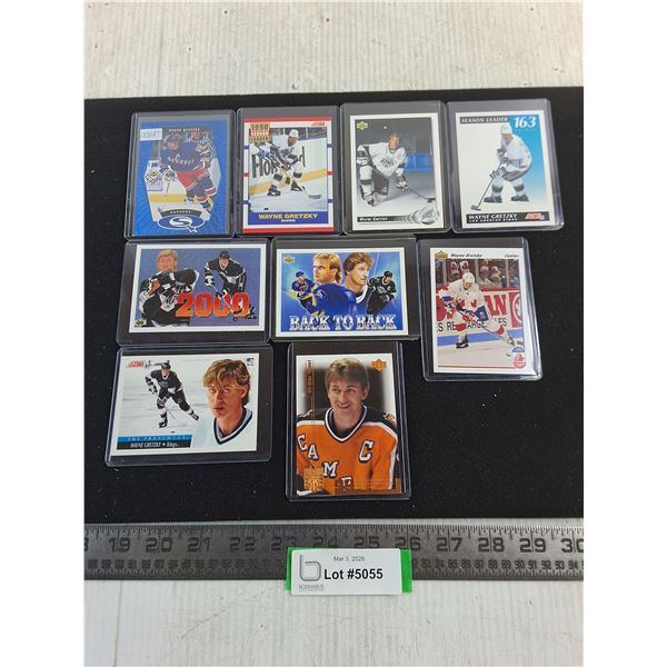 (9) Assorted Wayne Gretzky Collector Cards - Unauthenticated