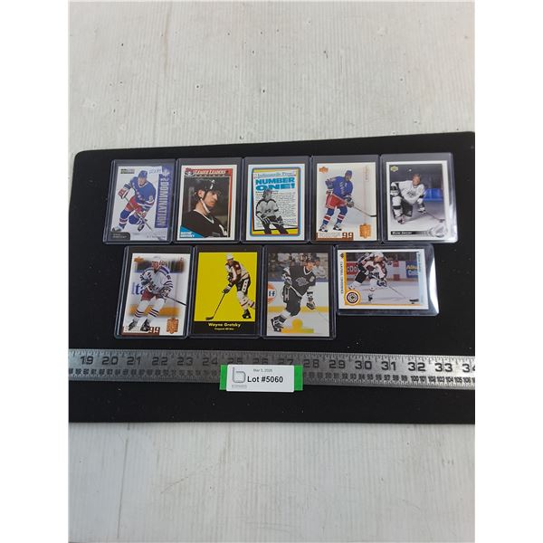 (9) Assorted Wayne Gretzky Collector Cards - Unauthenticated