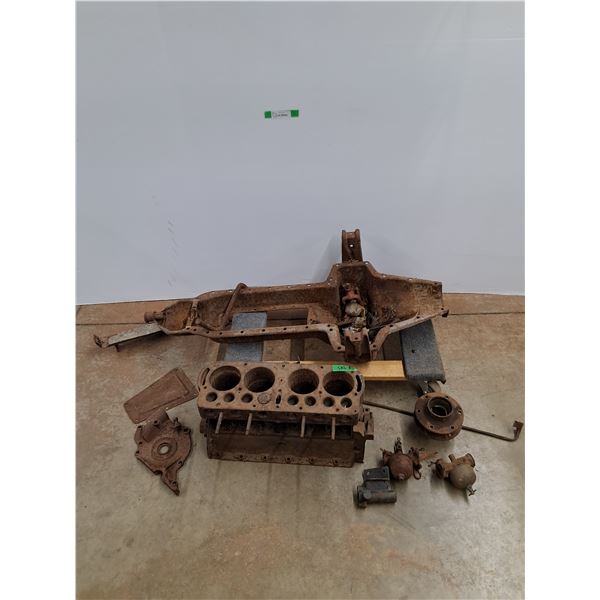 *Antique Ford Model T 4 Cyl Engine Block, Transmission & Engine Cradle, Misc Components