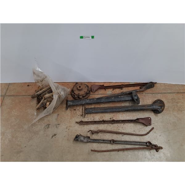 *Antique Ford Model T Suspension Parts & Wooden Spokes - PICKUP ONLY