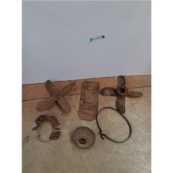 *Antique Ford Model T Cooling Fans & Assorted Parts - Pickup