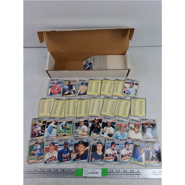 Assorted Fleer Baseball Cards - CANNOT AUTHENTICATE