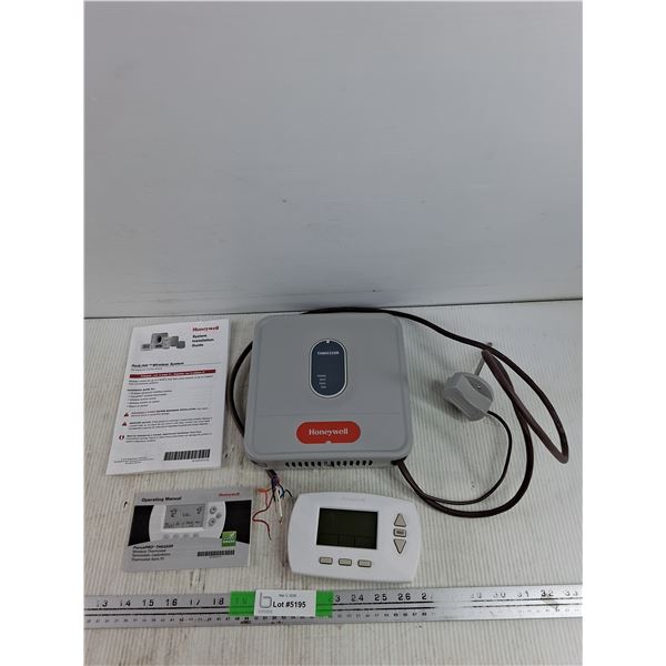 Honeywell FocusPro Wireless Thermostat & RedLink Wireless System - As Is