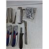 Image 6 : Punches, Screw Bits, Saw Blade Replacements, Levels, Utility Knives, Sockets, Misc