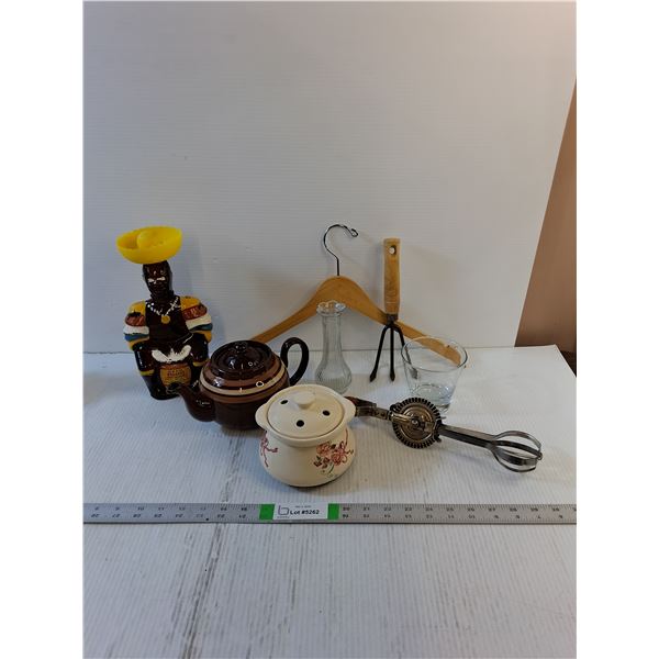 Assorted Kitchen Items- Teapot,  Sugarbowl