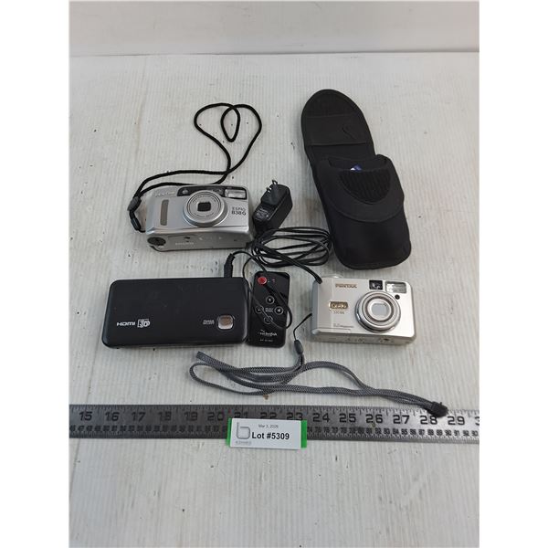 (2) Pentax Cameras (Espio 838G & Optio 330GS), Rocketfish 4-Port HDMI Selecter - Powers On