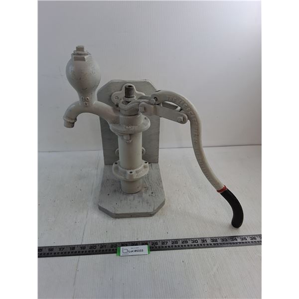 Vintage "The Jack Shaft" Water Pump Jack - As is - Pickup Only